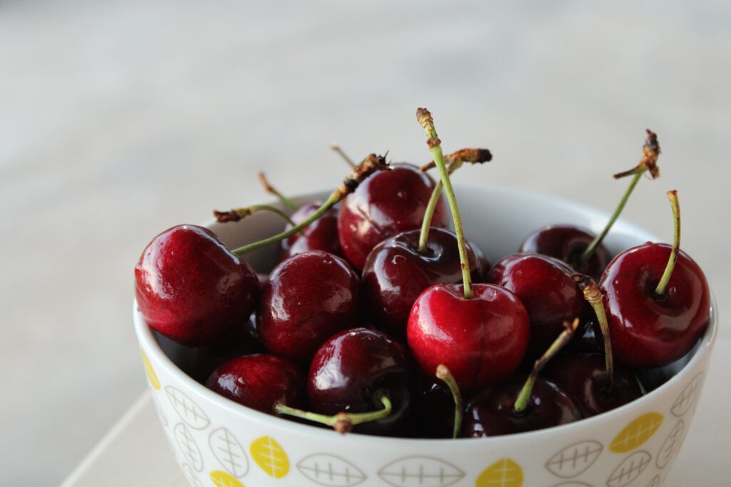 cherries a good source of melatonin